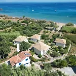 Ef Zin - Zaga House Ferienhaus Koróni