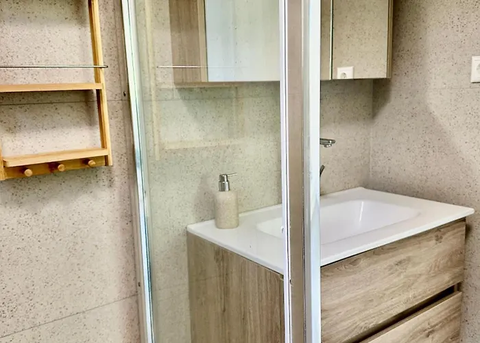 Ef Zin - Zaga House * Корони