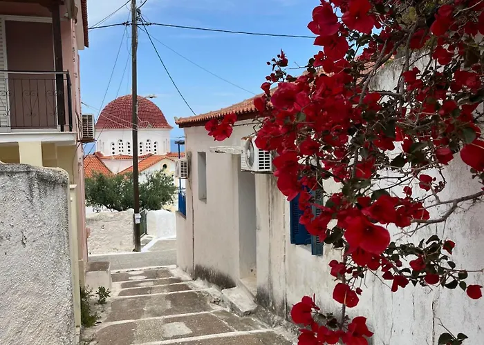 Ef Zin - Zaga House *